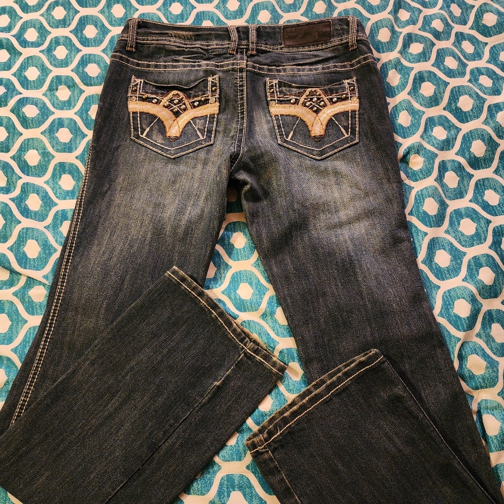 "21 Black" From the Buckle